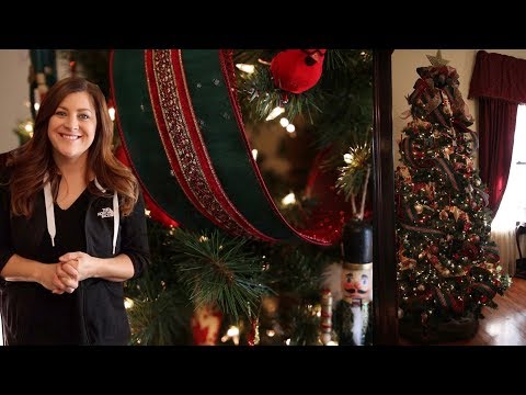 How I Make Ribbons and Bows for my Christmas Trees