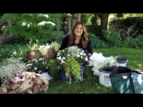 Planting Some Problem Shade Hanging Baskets in My Parents Garden!