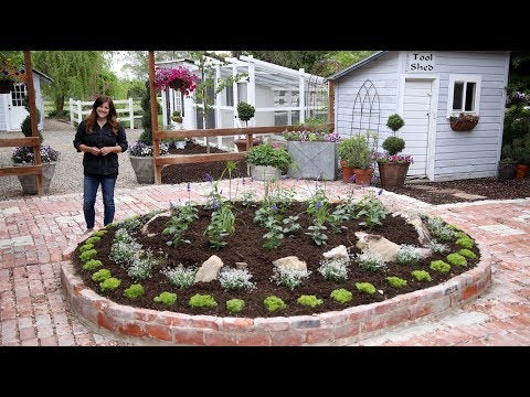 Planting up Our Brick Circle Patio Area!