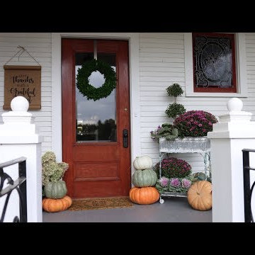 Decorating Our Front Porch for Fall!