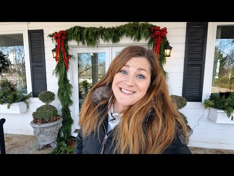 Decorating the Balcony & Portico!