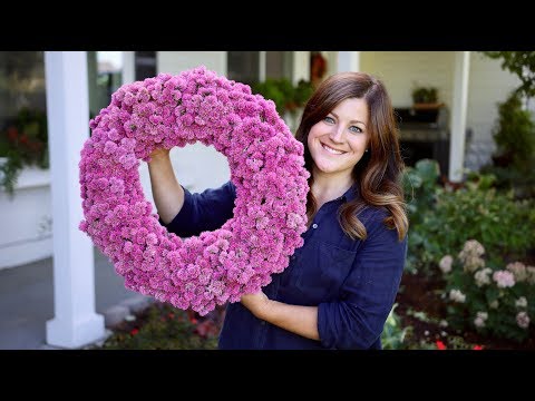 DIY Pink Gomphrena Wreath!