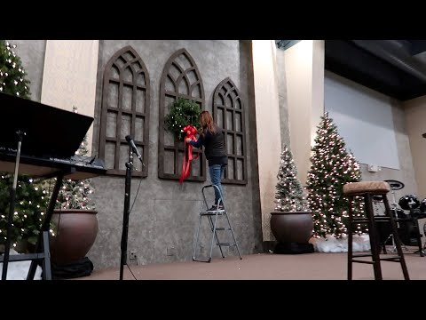Decorating our Church for Christmas!