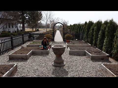 5 Steps to Prepare Raised Beds For Spring Planting!