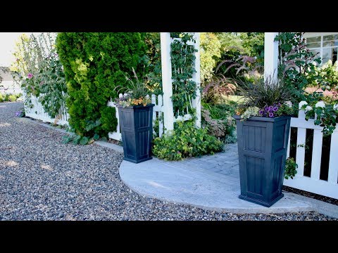 Planting Pretty Fall Flowers for our Front Entryway!