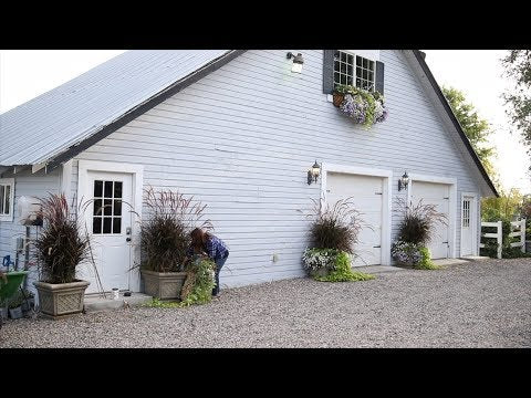 Swapping Out My Barn Containers for Fall