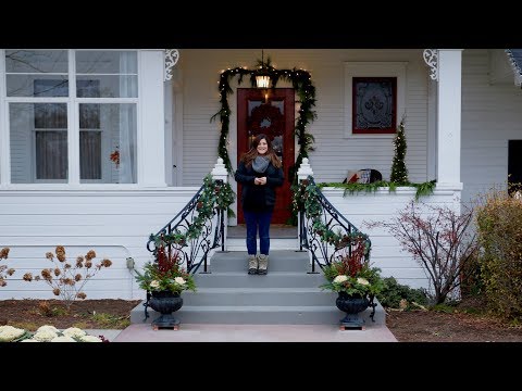 Front Porch Christmas Makeover
