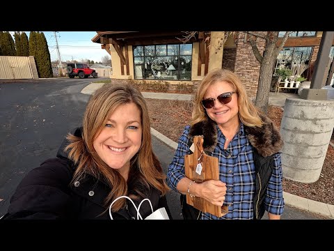 Antiquing with My Mom + Lisianthus Update!