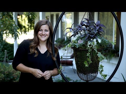 How to Line a Container With Moss So You Can Plant It