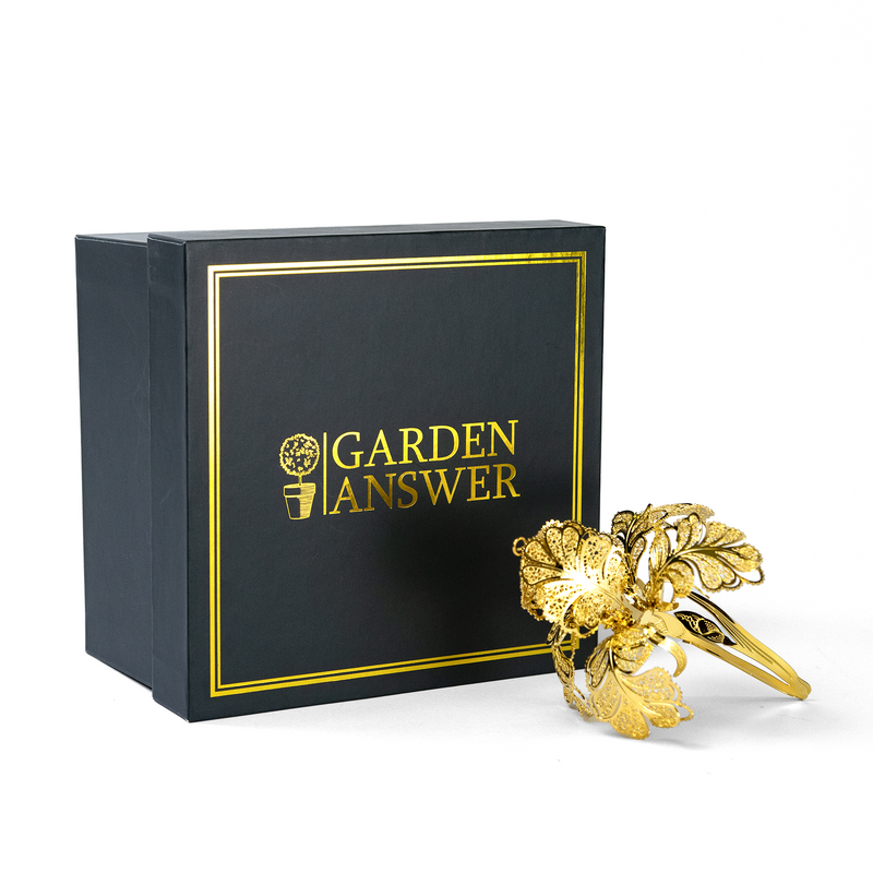The 2025 Garden Answer Ornament Complete Set