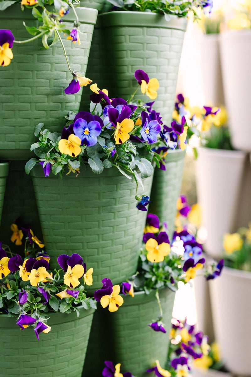 GreenStalk 7 Tier Leaf Vertical Planter (Basket Weave Texture)