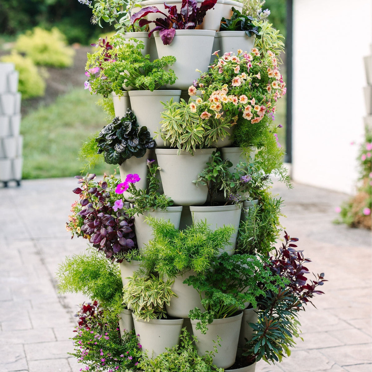GreenStalk Evergreen 7 Tier Leaf Vertical Planter (Basic Texture
